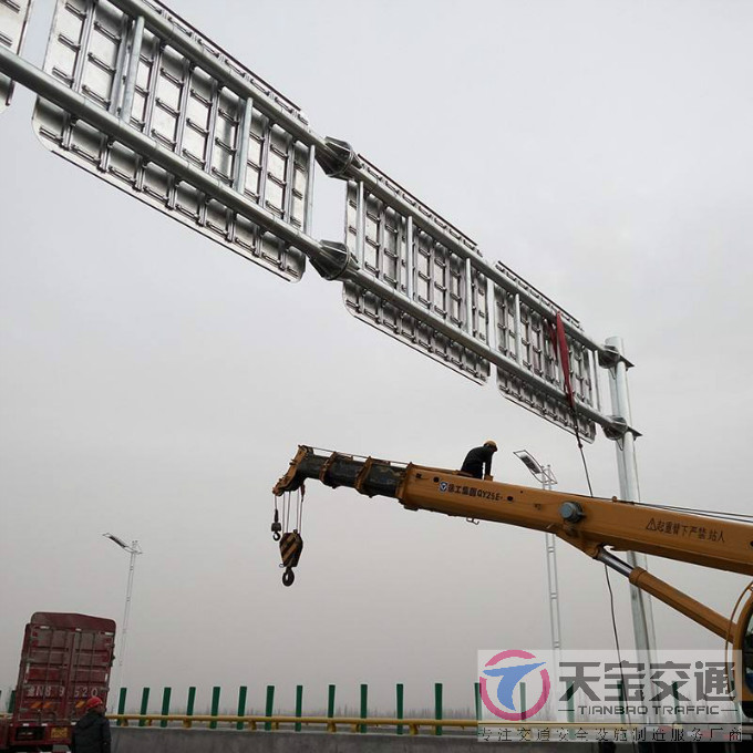 滁州高速公路标志杆厂家 指引着人们安全行驶
